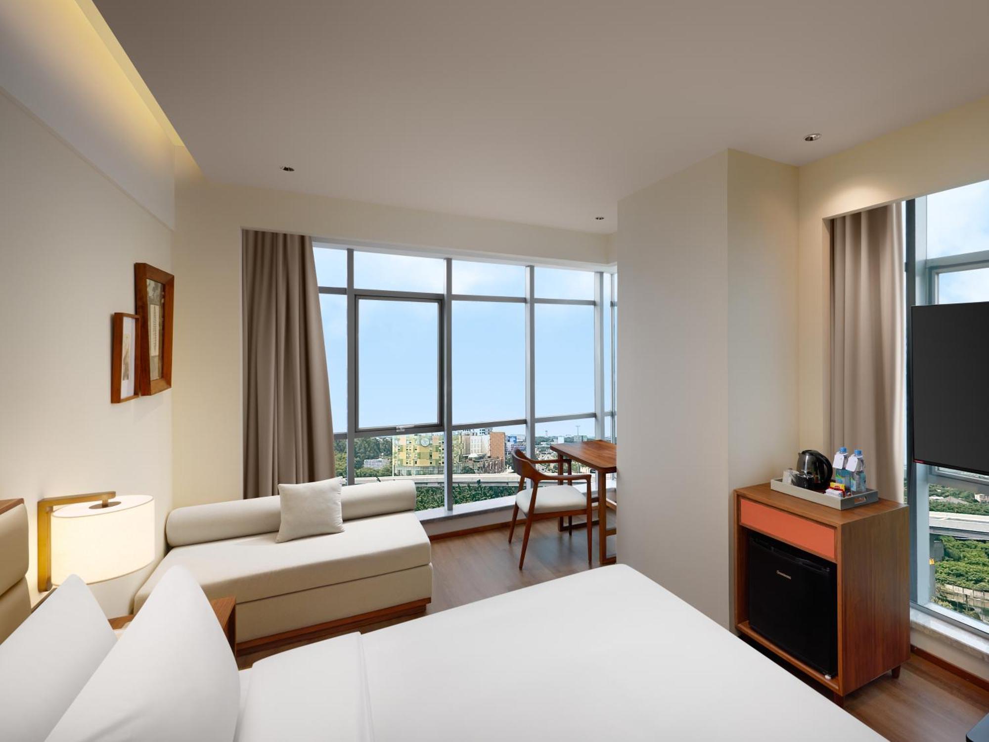 Model J Hotel Jakarta Soekarno - Hatta Airport 탕그랑 외부 사진